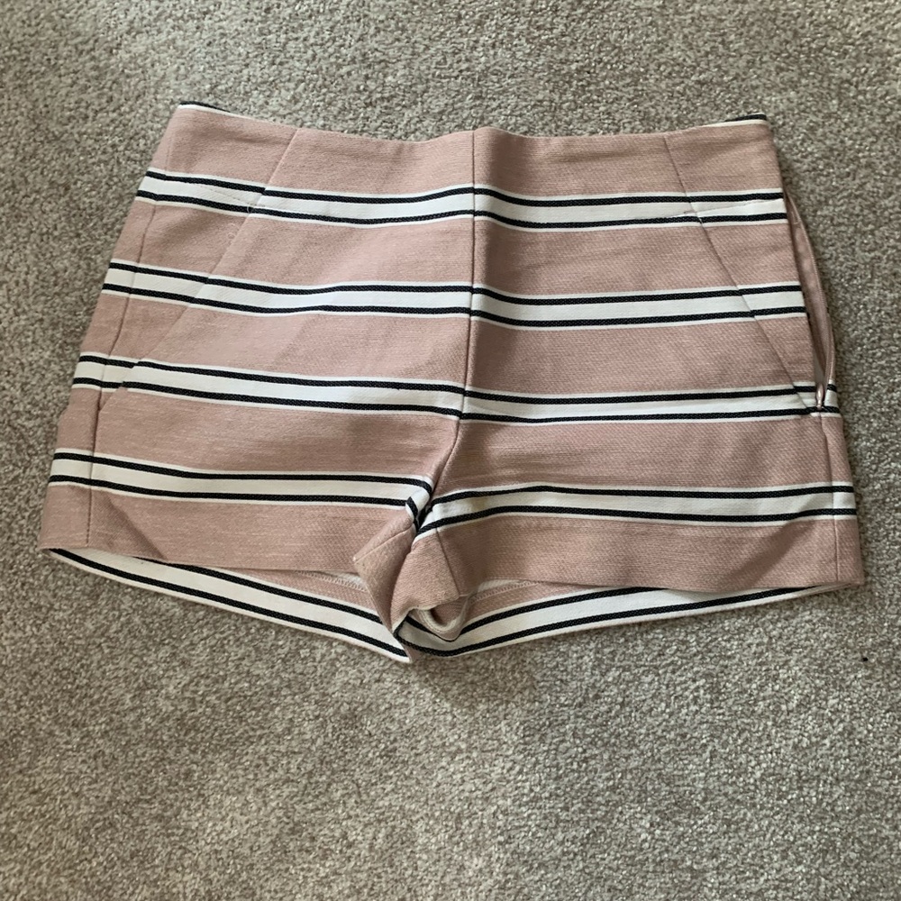 Size 0 Loft shorts. Striped blush, black and white.